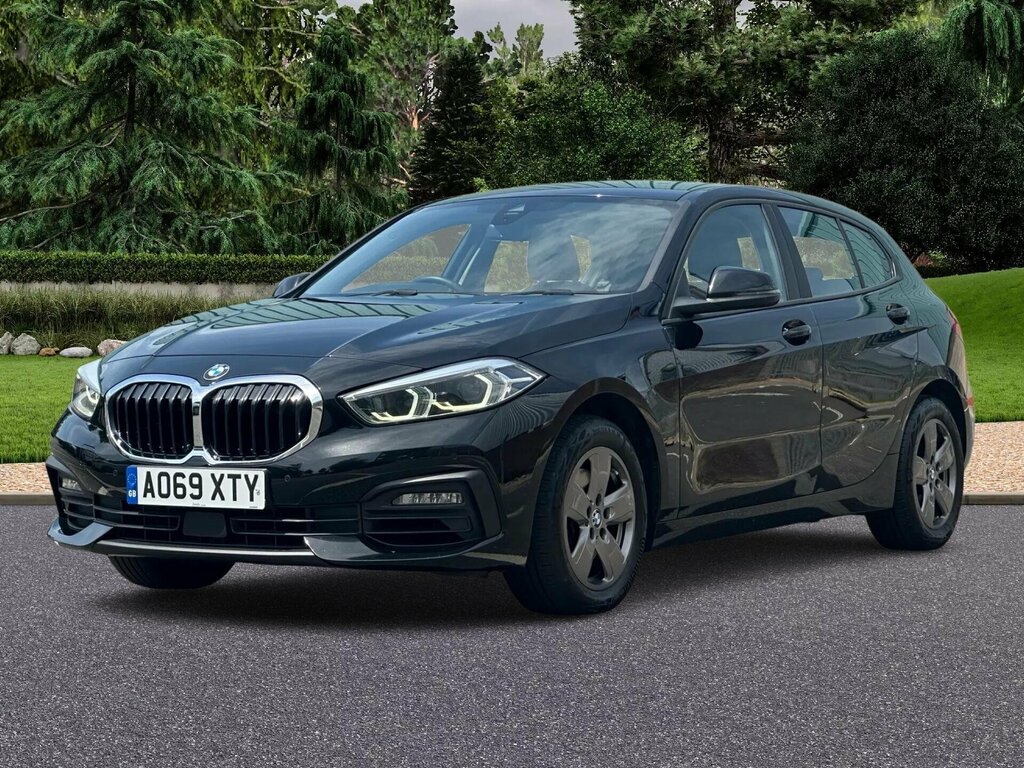 BMW 1 Series 1.5 118I Se Dct Euro 6 Ss AO69XTY Black #3