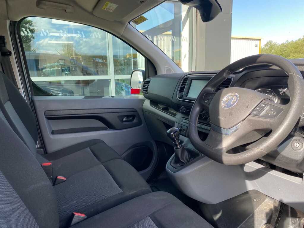 Vauxhall Vivaro 2.0 Turbo D 3100 Dynamic L2 H1 Euro 6 Ss 6Dr FE72TUU #4