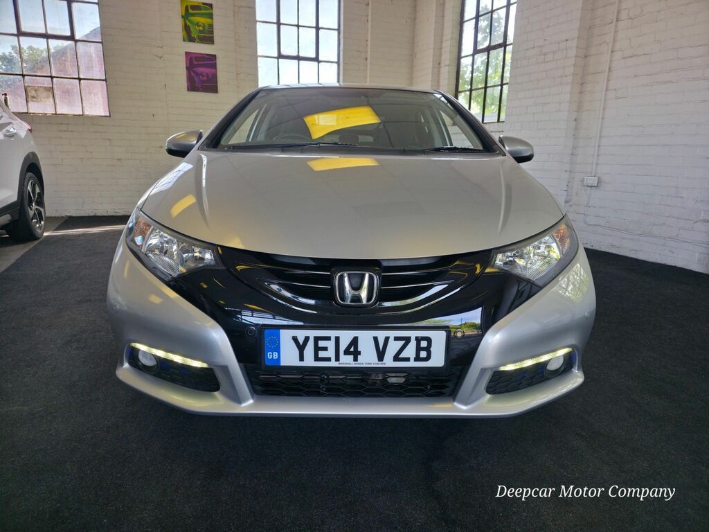 Honda Civic 1.8 I-vtec Se Plus Silver #2