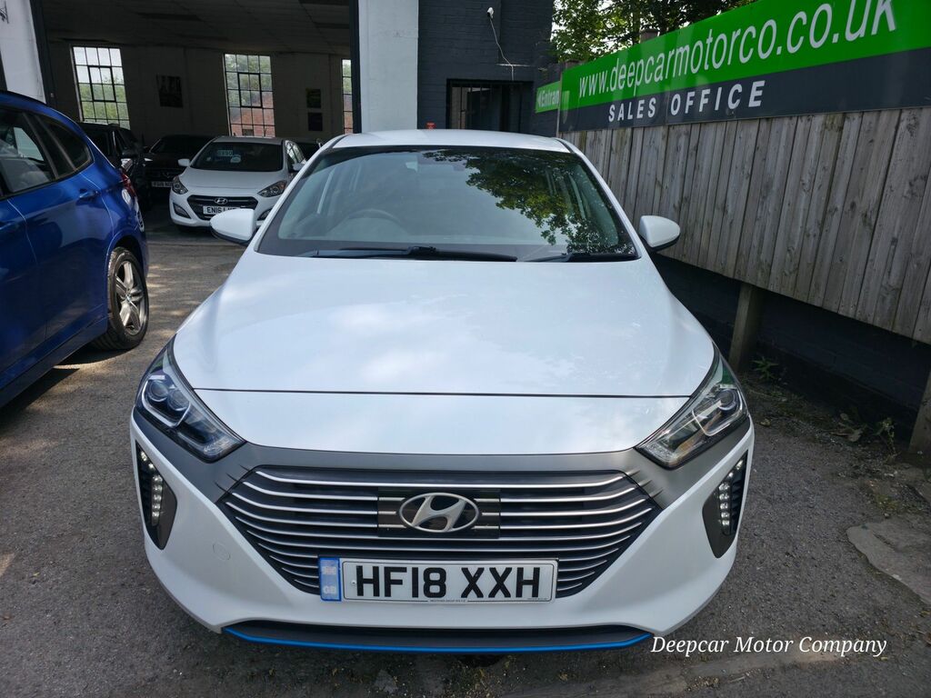 Hyundai Ioniq 1.6 H-gdi 8.9Kwh Premium White