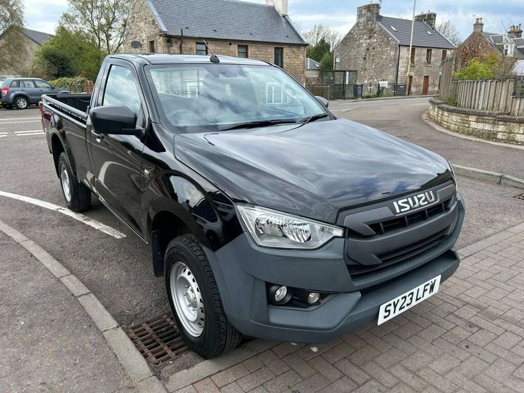 Isuzu D-Max 1.9L Utility Black #4