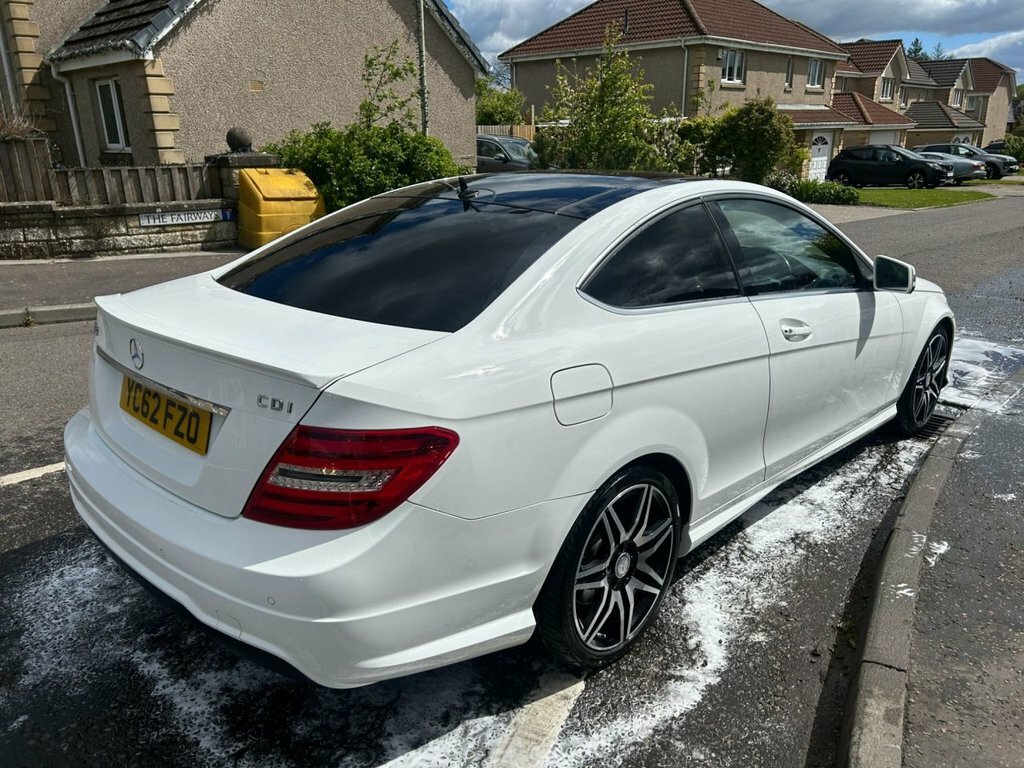 Mercedes-Benz C Class 2.1L Amg Sport Plus YC62FZO White #4