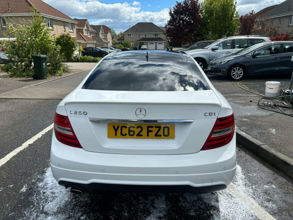 Mercedes-Benz C Class 2.1L Amg Sport Plus YC62FZO White #6