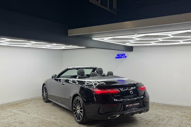 Mercedes-Benz E Class 2019 2.0 E350 Amg Line Premium Plus Cabriolet RJ19MYU Black #2