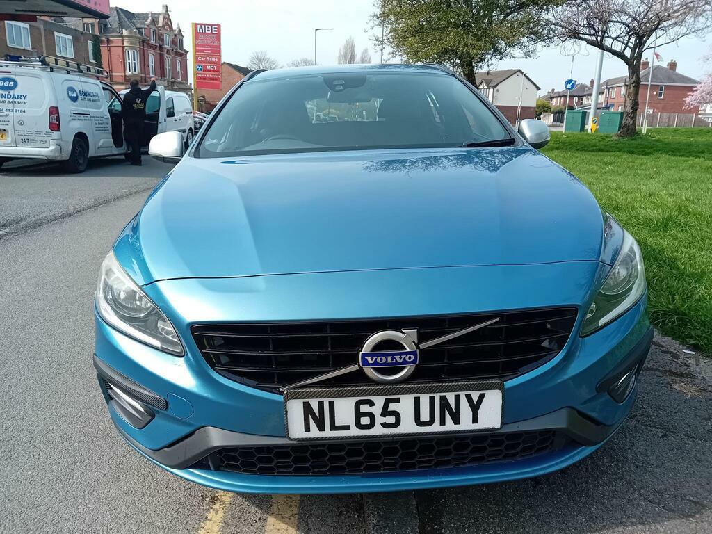 Volvo V60 2.0 D3 R-design Euro 6 S S Blue #5