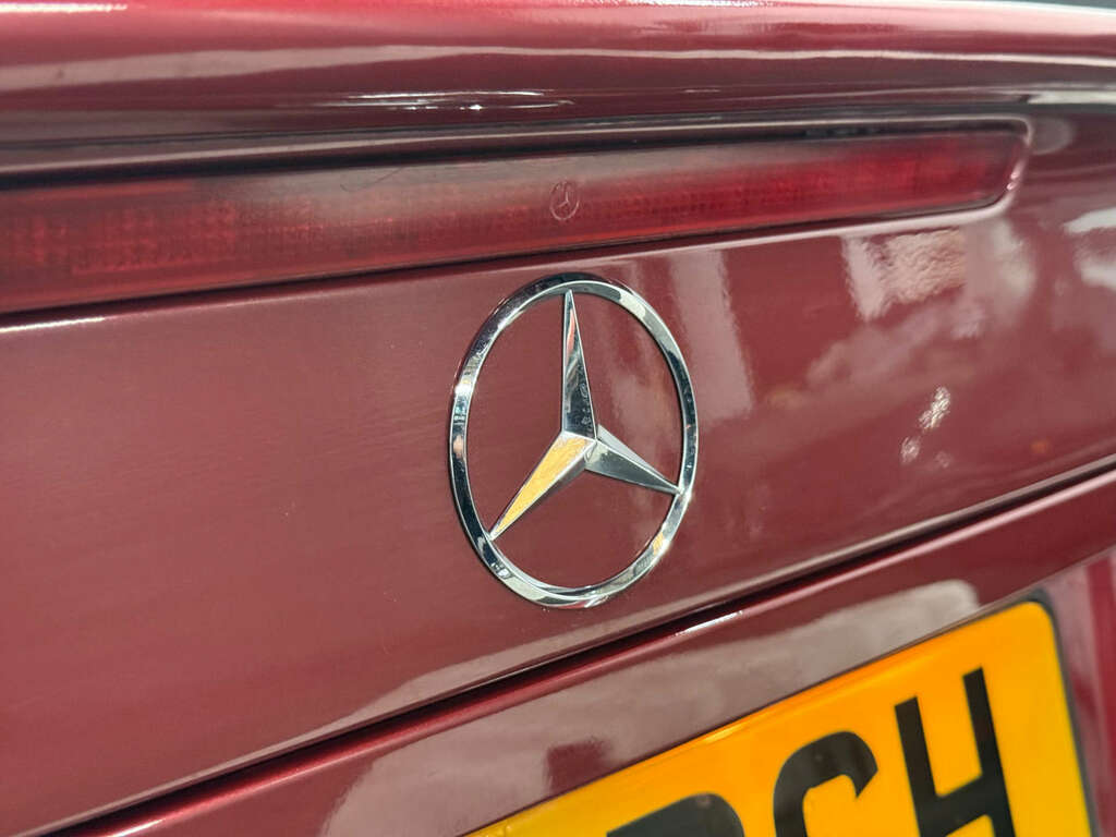 Mercedes-Benz C Class Saloon 2.0 C200 Kompressor Avantgarde 2001X Purple #26