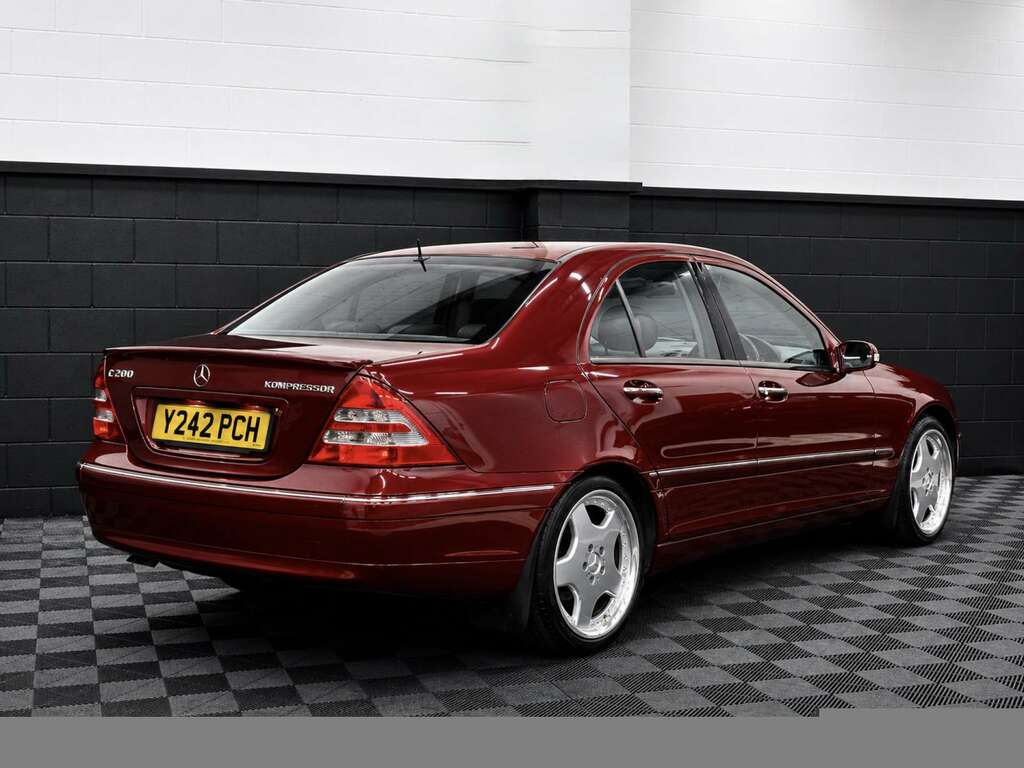 Mercedes-Benz C Class Saloon 2.0 C200 Kompressor Avantgarde 2001X Purple #2