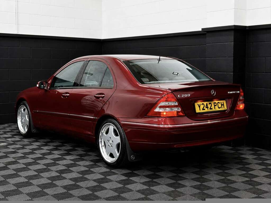 Mercedes-Benz C Class Saloon 2.0 C200 Kompressor Avantgarde 2001X Purple #3