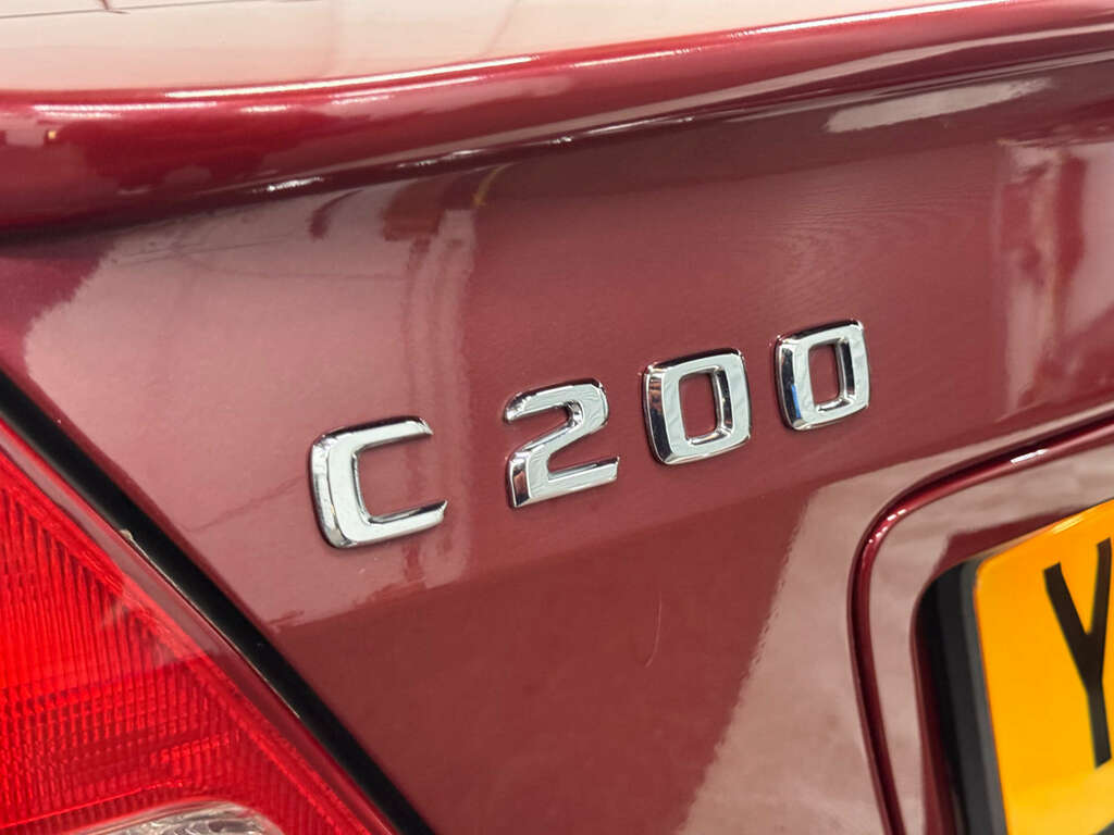 Mercedes-Benz C Class Saloon 2.0 C200 Kompressor Avantgarde 2001X Purple #27