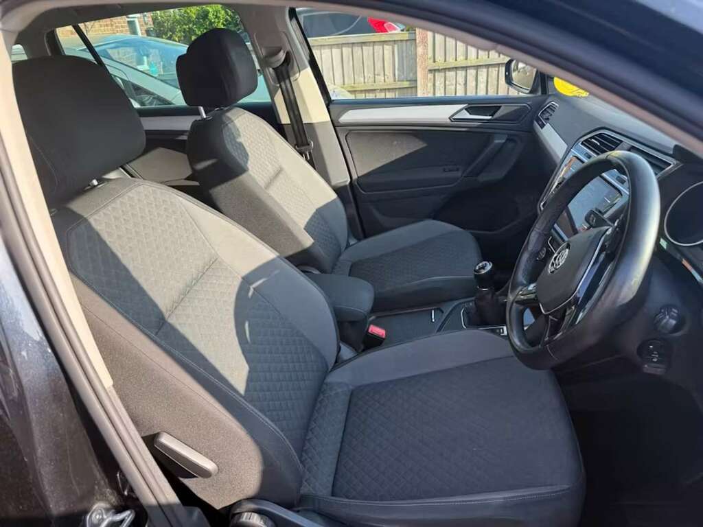 Volkswagen Tiguan 2.0 Tiguan Se Nav Tdi BK68EWU Black #6