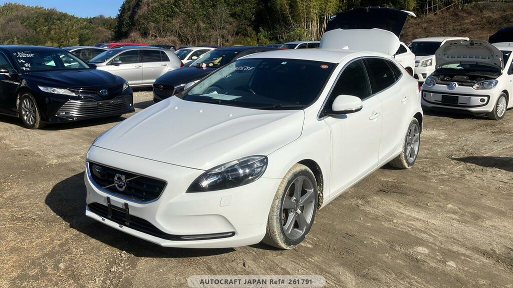 Volvo V40 1.6 T4 Se Nav Hatchback Powershift Euro White #2
