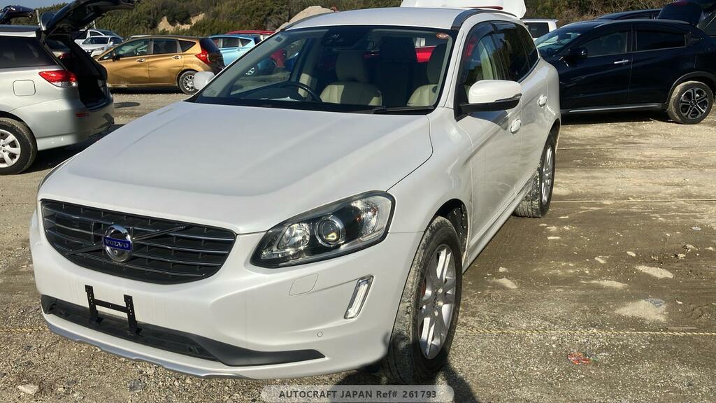 Volvo XC60 Se Nav White #3