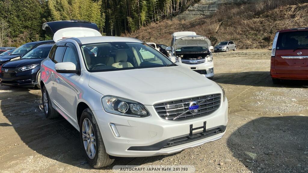 Volvo XC60 Se Nav White #4