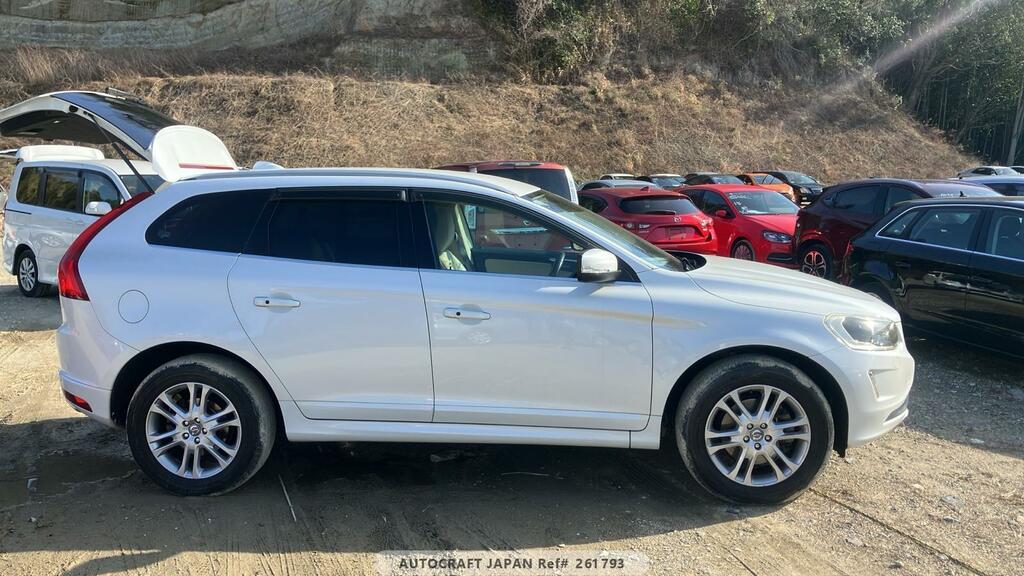 Volvo XC60 Se Nav White #6