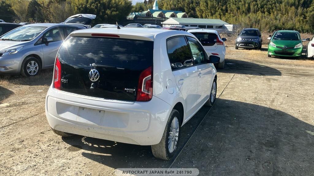 Volkswagen Up High Up White #5