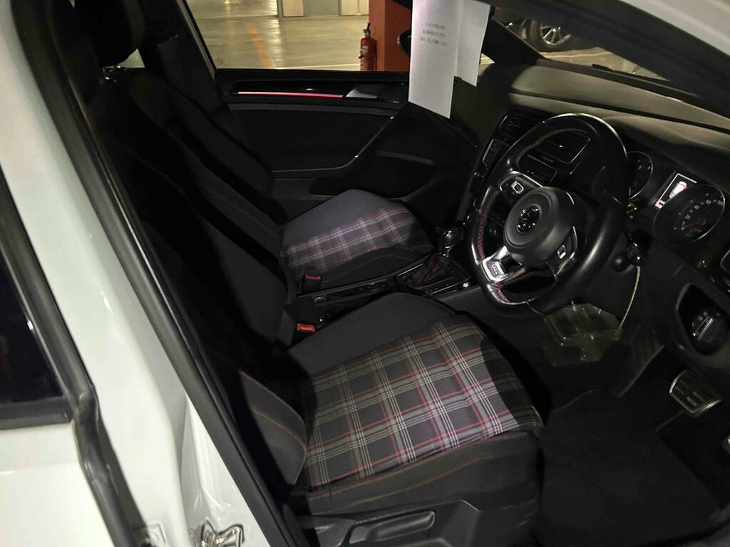 Volkswagen Golf 2.0 Tsi Bluemotion Tech Gti Hatchback D  White #5
