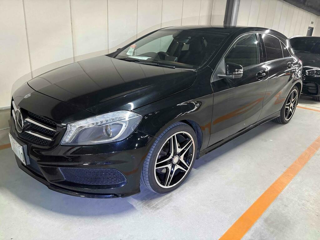 Mercedes-Benz A Class 1.6 A180 Blueefficiency Amg Night Edition 7G-dct E Black