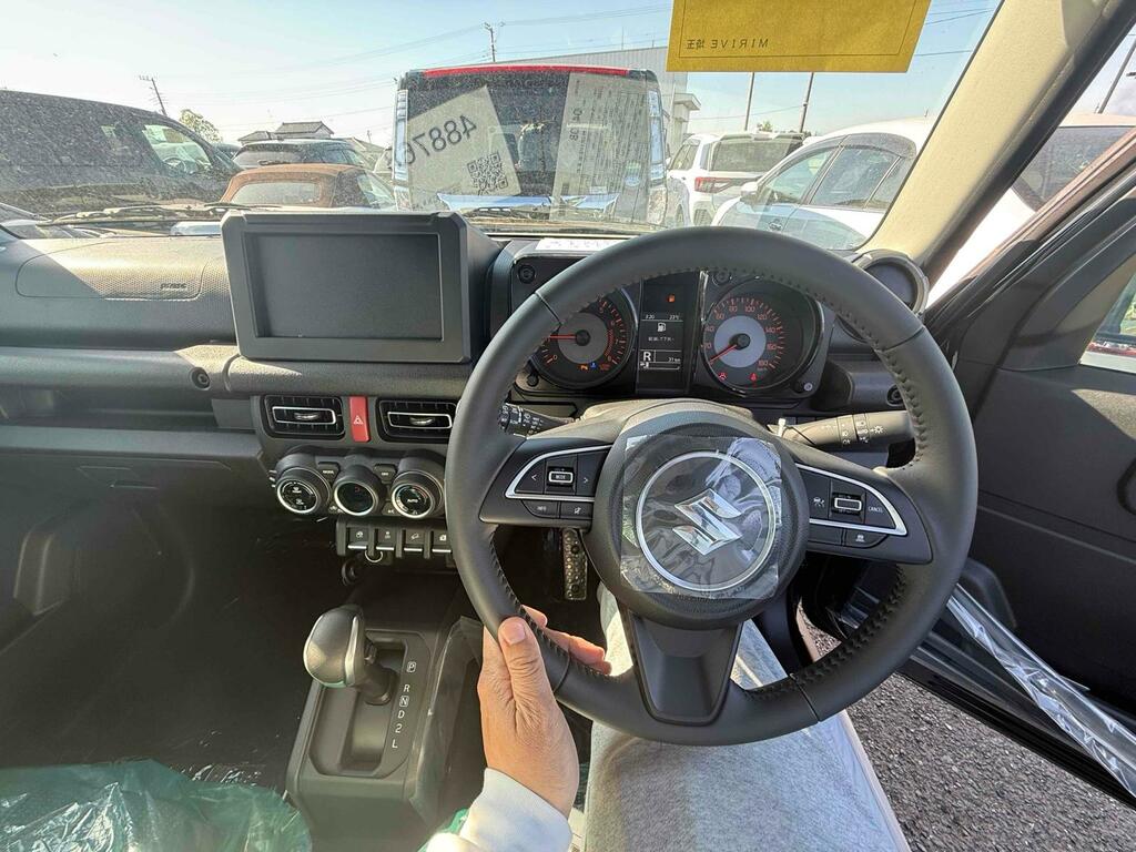 Suzuki Jimny 1.5 Nomade Suv Allgrip 4Wd Black #3