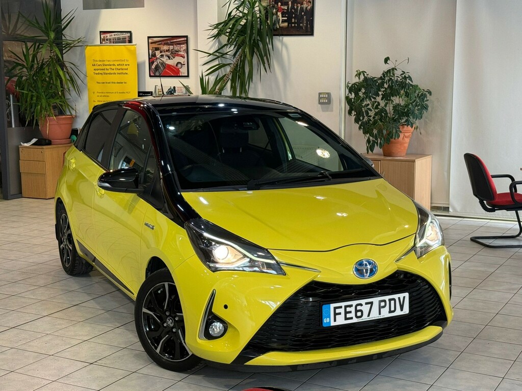 Toyota Yaris Hatchback 1.5 Vvt-h Yellow Bi-tone Limited Edition Yellow