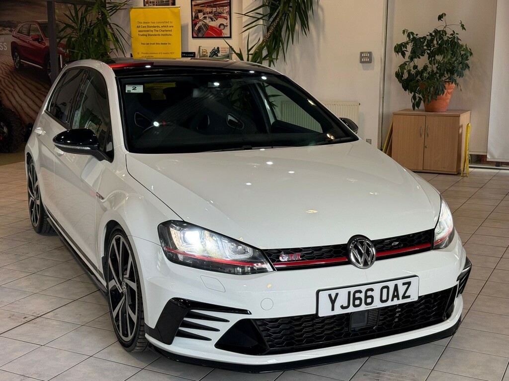 Volkswagen Golf Hatchback 201666 YJ66OAZ White #3