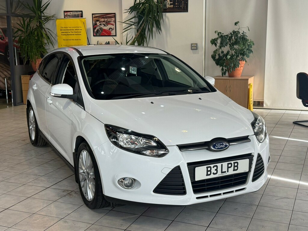 Ford Focus Hatchback 1.0 T Ecoboost Zetec 201362 B3LPB White #2