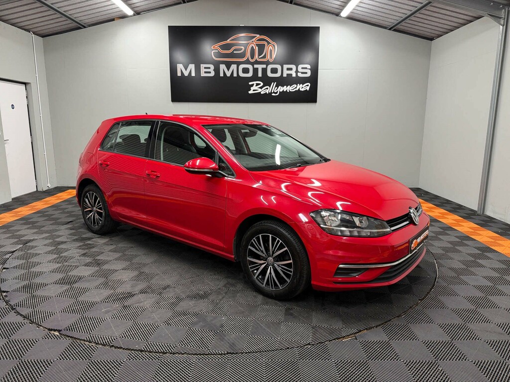 Volkswagen Golf Se Nav Tdi Bluemotion Technology Red