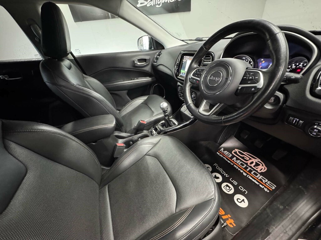 Jeep Compass Limited Edition Multiair II 4X2 Black #5