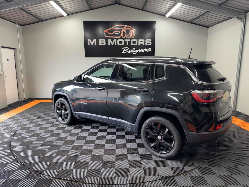 Jeep Compass Limited Edition Multiair II 4X2 Black #2