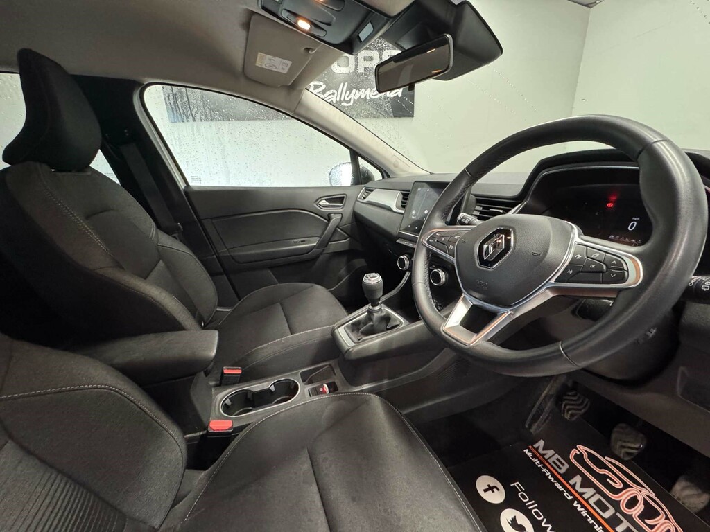 Renault Captur Iconic Dci Black #5