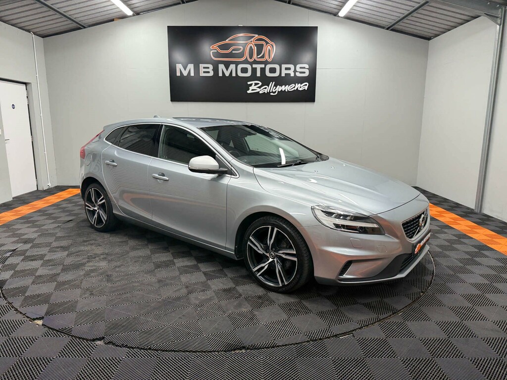 Volvo V40 R-design Pro D2