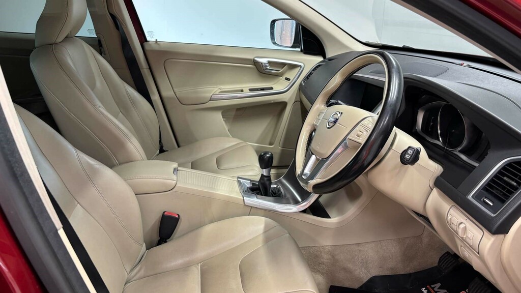 Volvo XC60 Se Luxury Nav D5 Awd 4Wd XJZ8192  #4