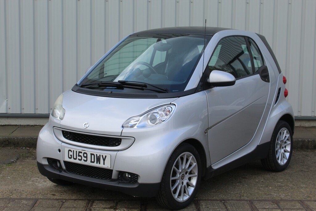 Smart Fortwo Coupe Coupe 0.8 Cdi Passion 2009 Silver #2