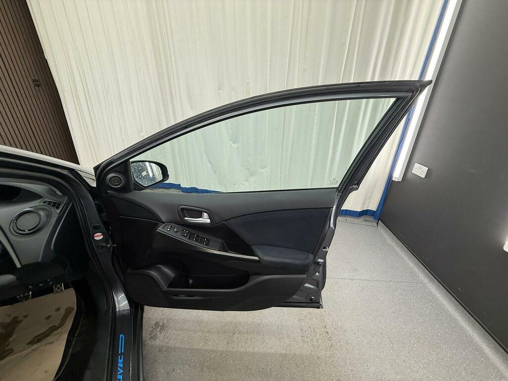 Honda Civic 1.8 I-vtec Es Euro 5 S S White #17