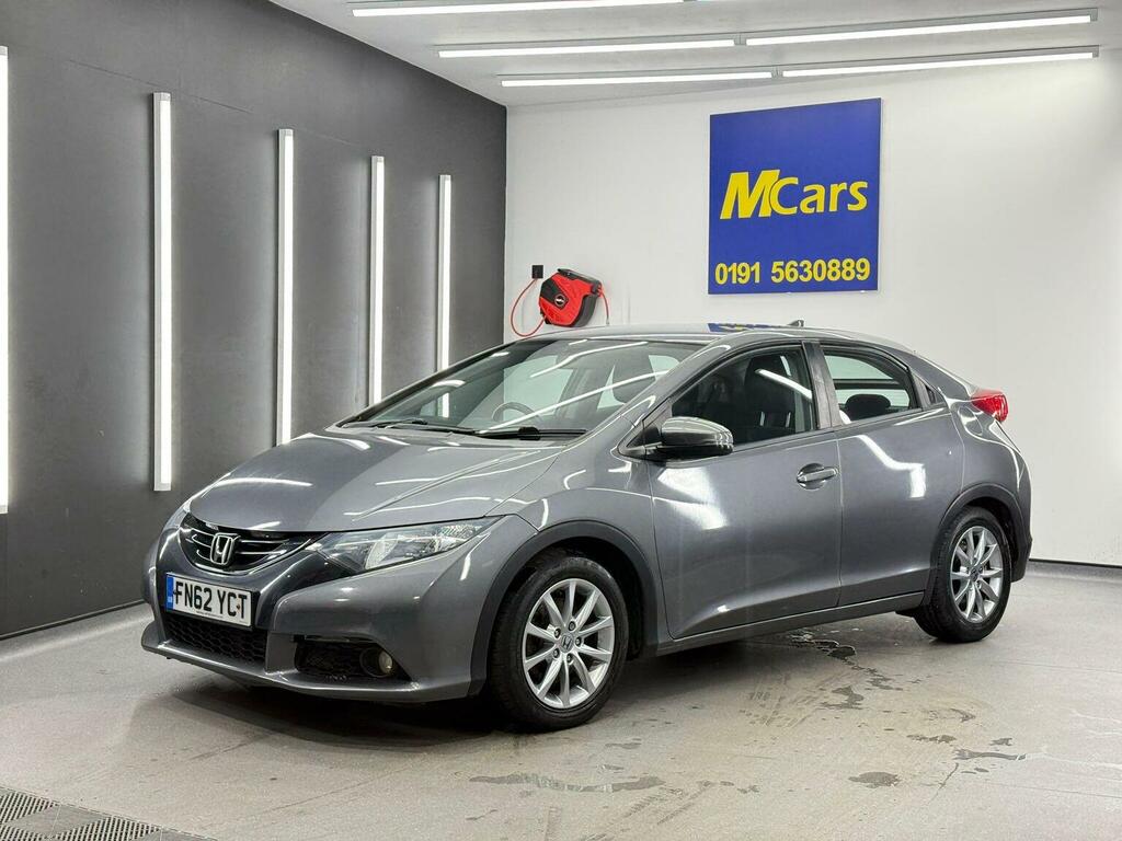 Honda Civic 1.8 I-vtec Es Euro 5 S S White #1