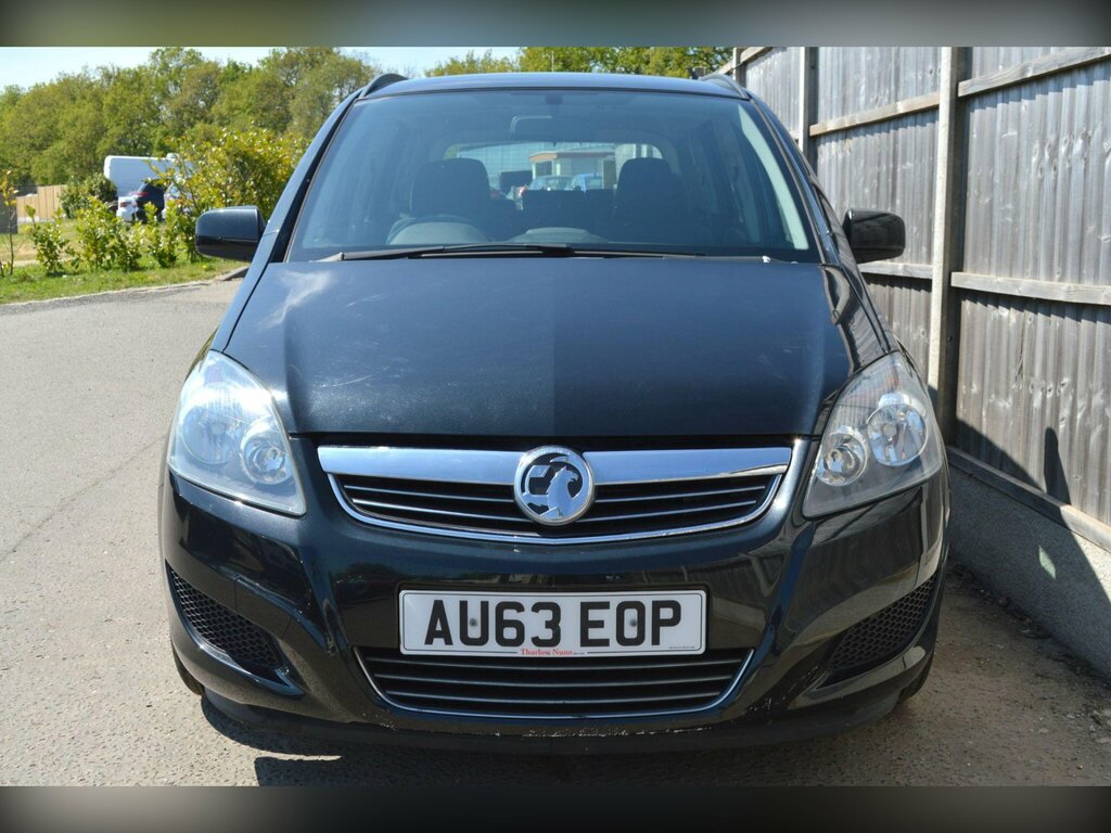 Vauxhall Zafira 1.6 16V Exclusiv Euro 5 Black #4