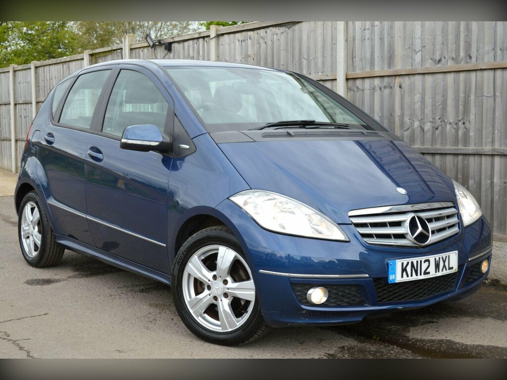 Mercedes-Benz A Class 2.0 A180 Cdi Avantgarde Se Cvt Blue #3