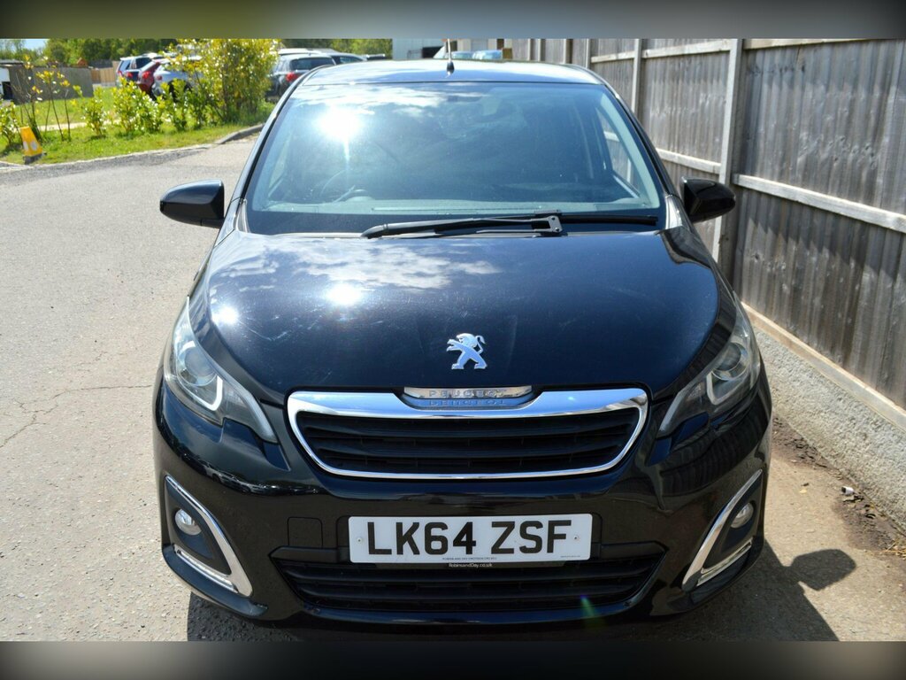 Peugeot 108 1.2 Vti Puretech Allure Euro 5 LK64ZSF Black #4