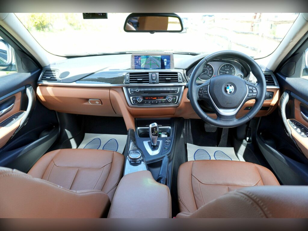 BMW 3 Series 3.0 335I Luxury Touring Euro 6 S Black #2
