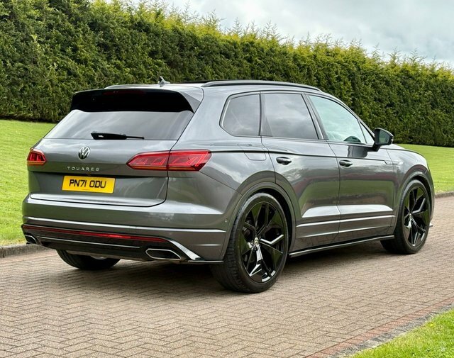 Volkswagen Touareg 3.0 Tdi V6 Black PN71ODU Grey #3