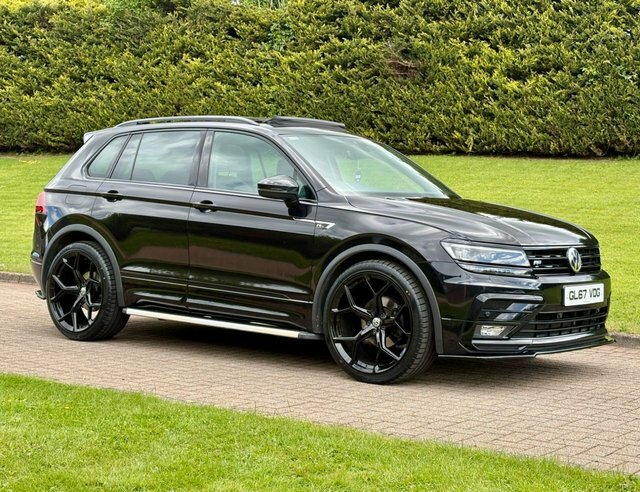 Volkswagen Tiguan 2.0 Tdi R-line Suv GL67VDG Black #5