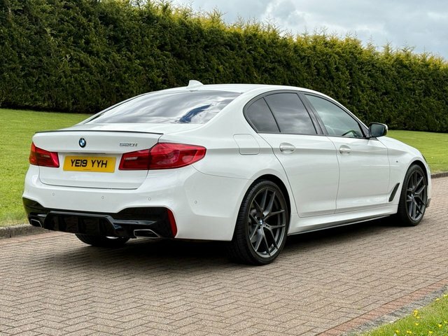 BMW 5 Series 2.0 520I Gpf M YE19YYH White #3