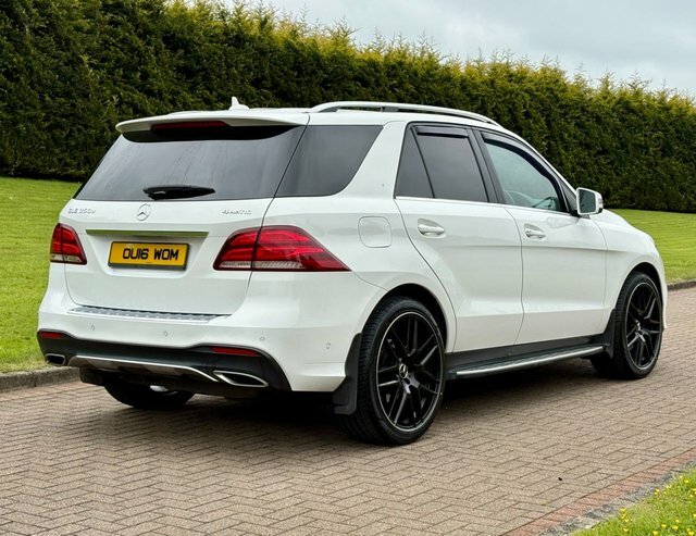 Mercedes-Benz GLE Class 3.0 Gle350d V6 Amg White #3