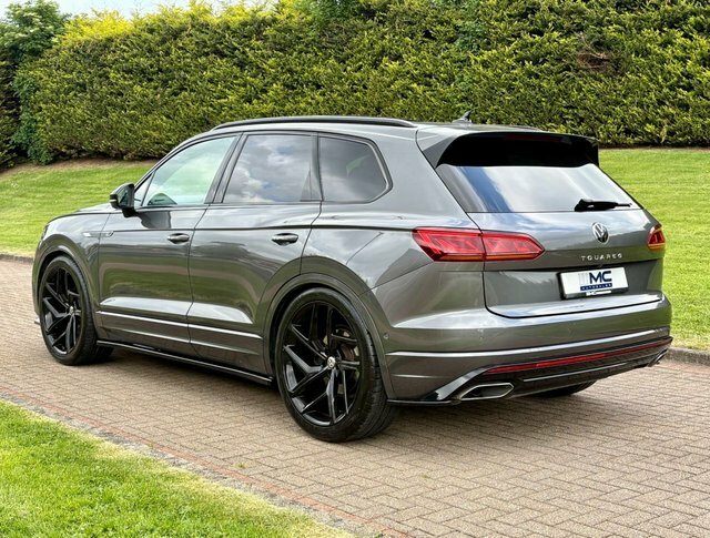 Volkswagen Touareg 3.0 Tdi V6 Black DE22MTF Grey #4