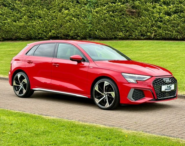 Audi A3 2.0 Tdi 35 S RV22VRU Red #5