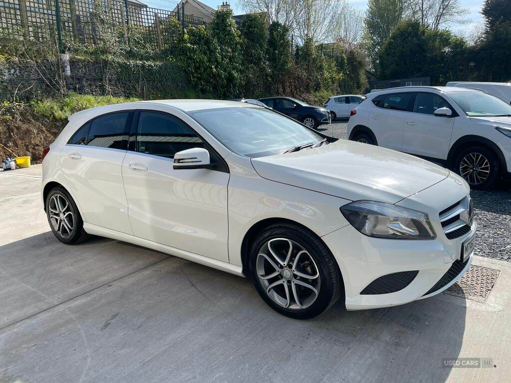 Mercedes-Benz A Class A180 Cdi Blueefficiency Sport MT63CYF White #3