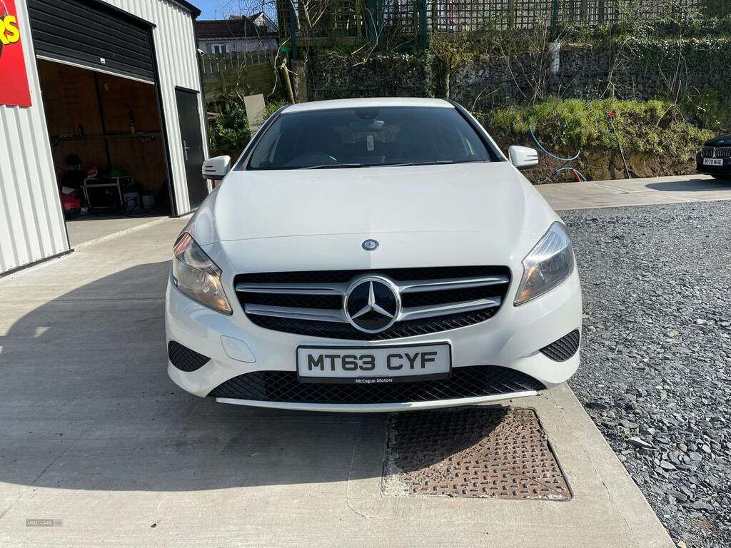 Mercedes-Benz A Class A180 Cdi Blueefficiency Sport MT63CYF White #4
