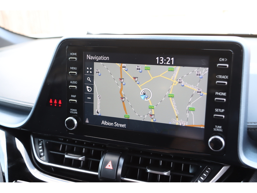 Toyota C-Hr Vvt-h Dynamic FY67WSL Silver #2