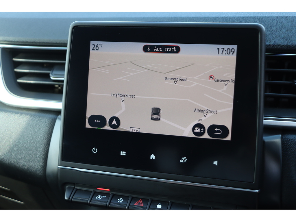 Renault Captur Tce Bose Launch Edition HJ20OSA Black #2
