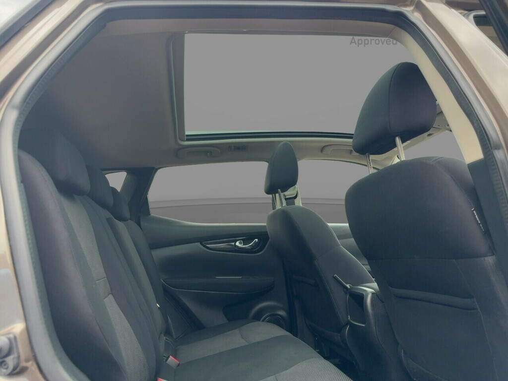Nissan Qashqai Dig-t N-connecta LF66KVY Brown #2