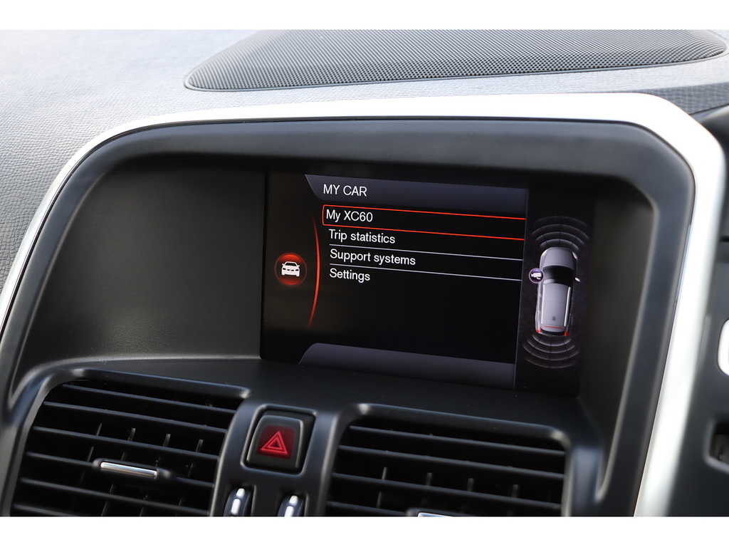Volvo XC60 T5 R-design Lux Nav LW12EEU Black #6